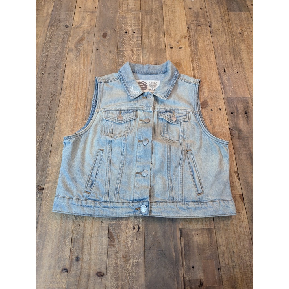 Old Navy Denim Vest Dolly Embroidered Light Wash with Pockets Womens Large - Picture 2 of 10